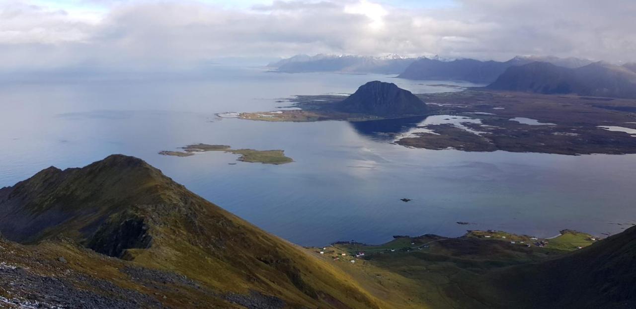 Villa Walter Lofoten With Sauna Kvalnes  Buitenkant foto