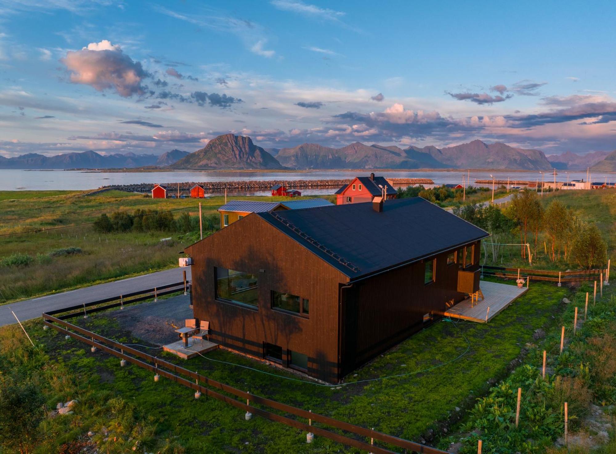 Villa Walter Lofoten With Sauna Kvalnes  Buitenkant foto